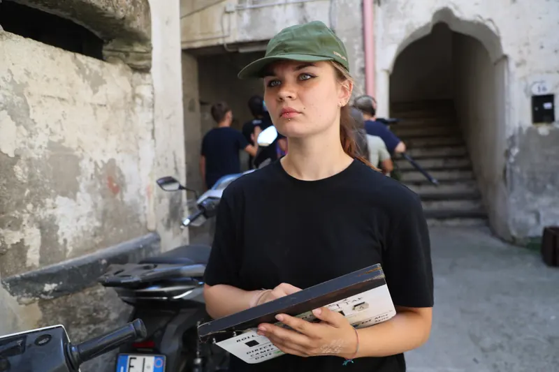 Corso Master Cinema 2026 – Allieva con il ciak