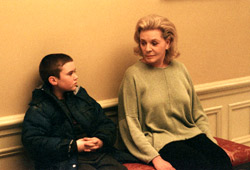 Cameron Bright e Lauren Bacall