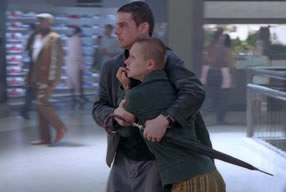 Cruise e Samantha Morton