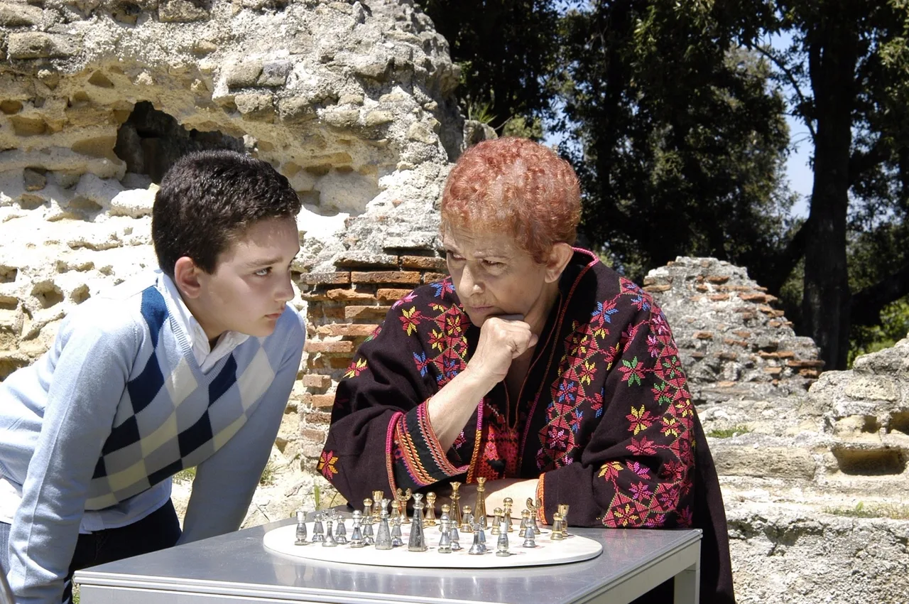 Isa Danieli in Tempus Fugit di Angelo Serio