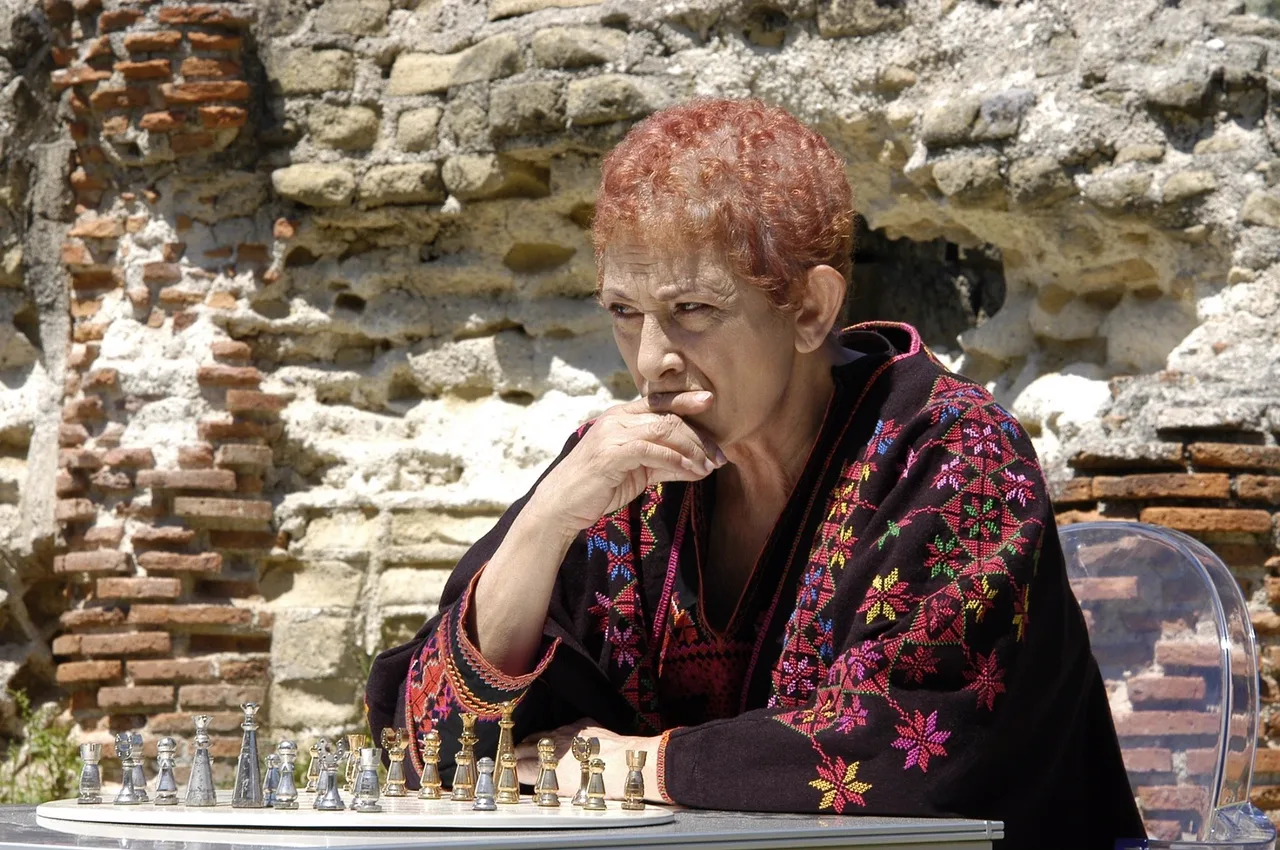 Isa Danieli in Tempus Fugit di Angelo Serio